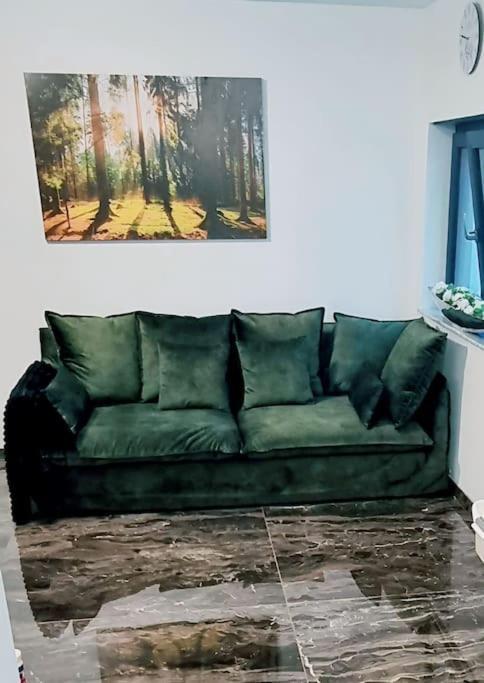 Einliegerwohnung Neu In Vaihingen Enz Horrheim Экстерьер фото